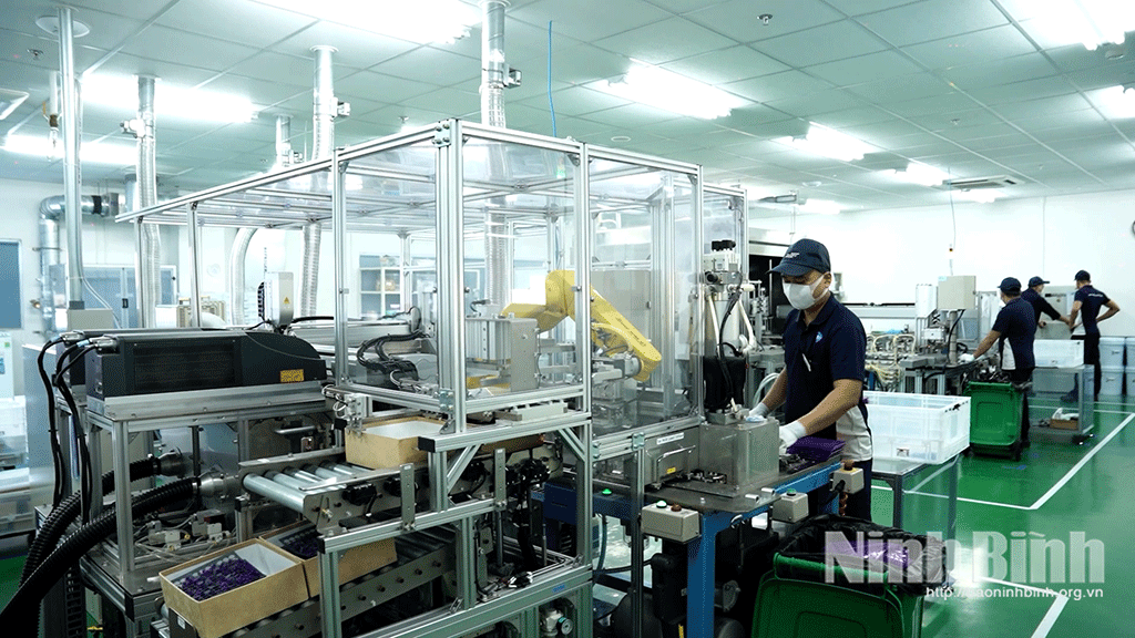 Ứng dụng dây chuyền sản xuất hiện đại tại Công ty TNHH Sản phẩm Shofu Việt Nam.