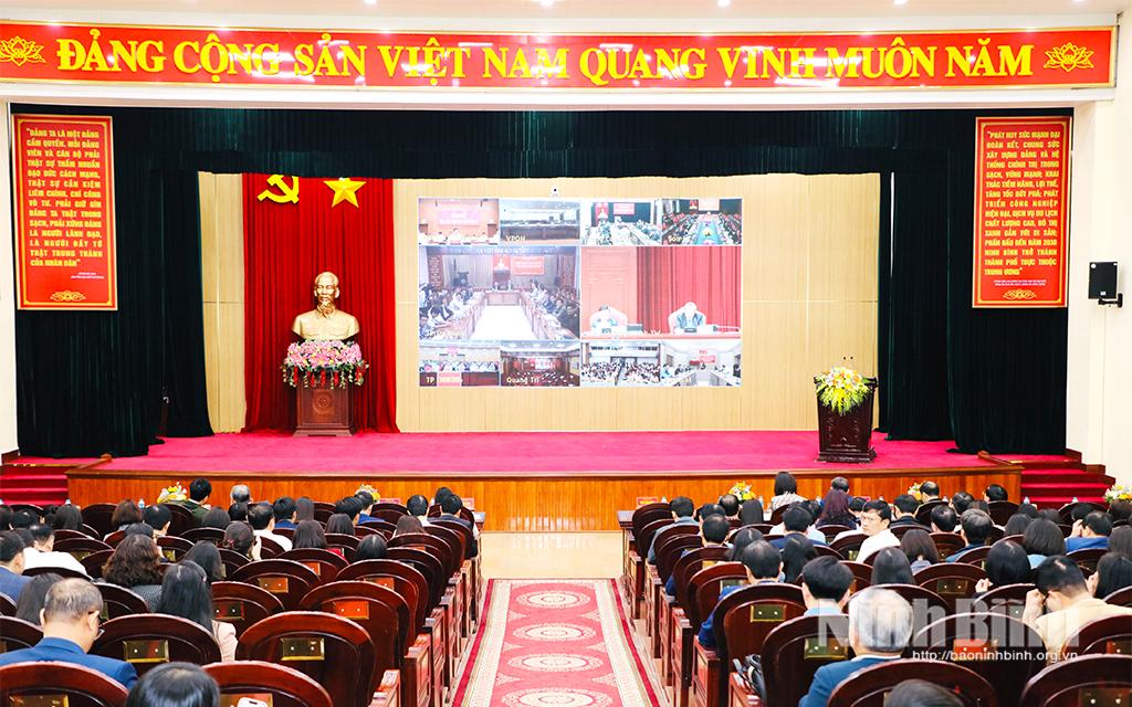 Quang cảnh hội nghị tại điểm cầu tỉnh Ninh Bình.