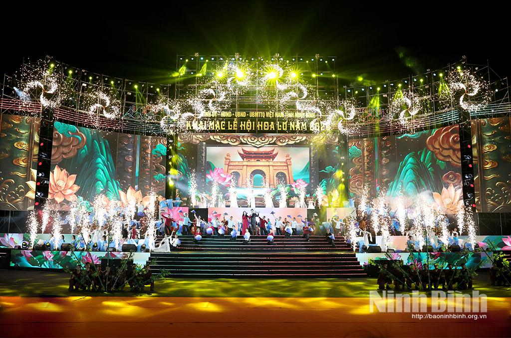 Chương trình nghệ thuật tại Lễ khai mạc.