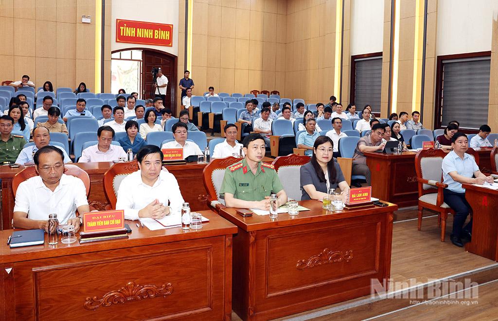 Các đại biểu dự hội nghị.