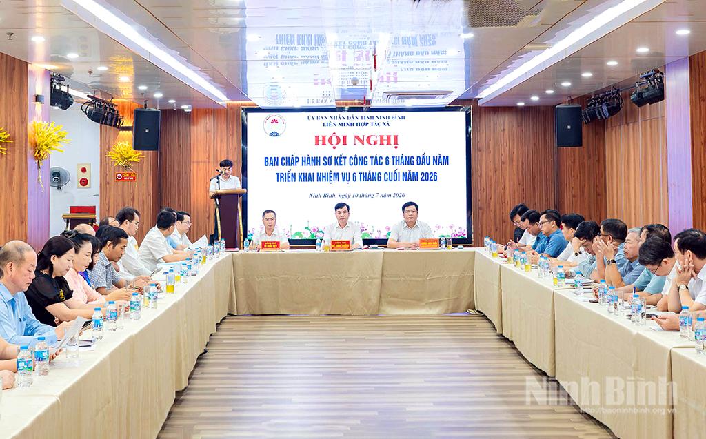 Quang cảnh hội nghị.