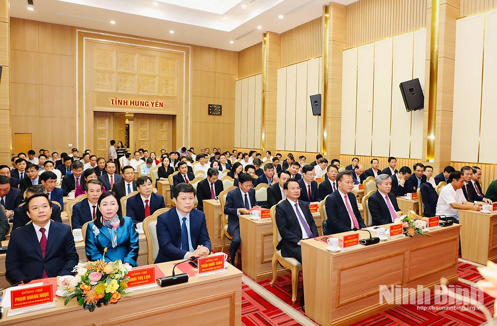 Các đại biểu dự hội nghị.