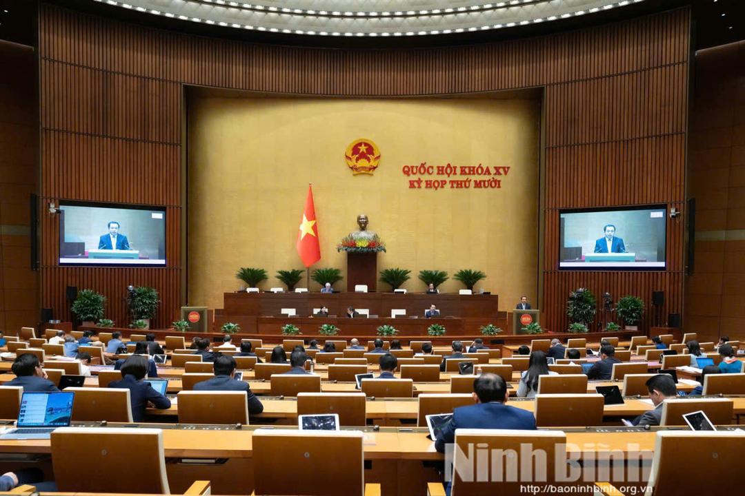 Quang cảnh phiên họp sáng ngày 1/12. Ảnh: Quochoi.vn