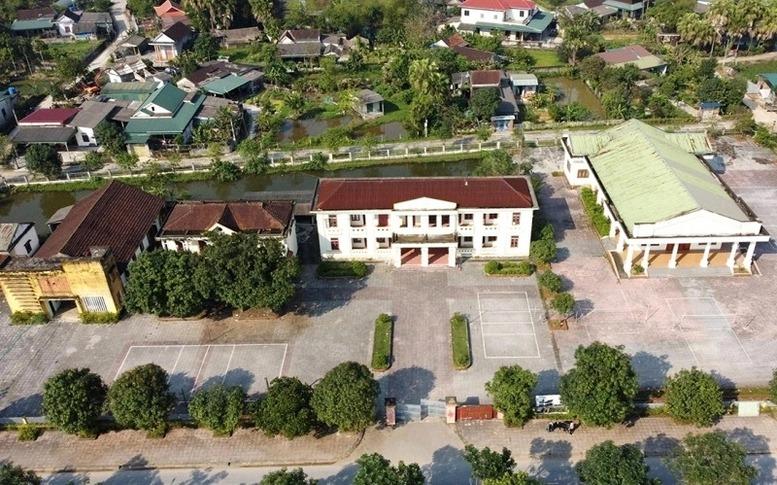 Đề xuất cơ chế, chính sách đặc thù để đẩy nhanh tiến độ xử lý, khai thác nhà, đất dôi dư do sắp xếp, tinh gọn tổ chức bộ máy của hệ thống chính trị, sắp xếp đơn vị hành chính.