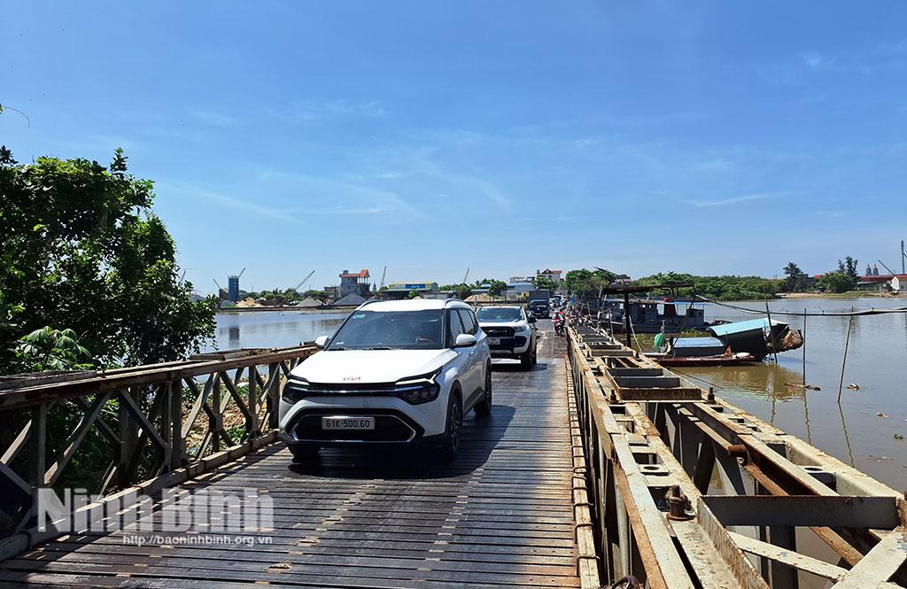 Cầu phao Ninh Cường. Ảnh tư liệu: Thành Trung