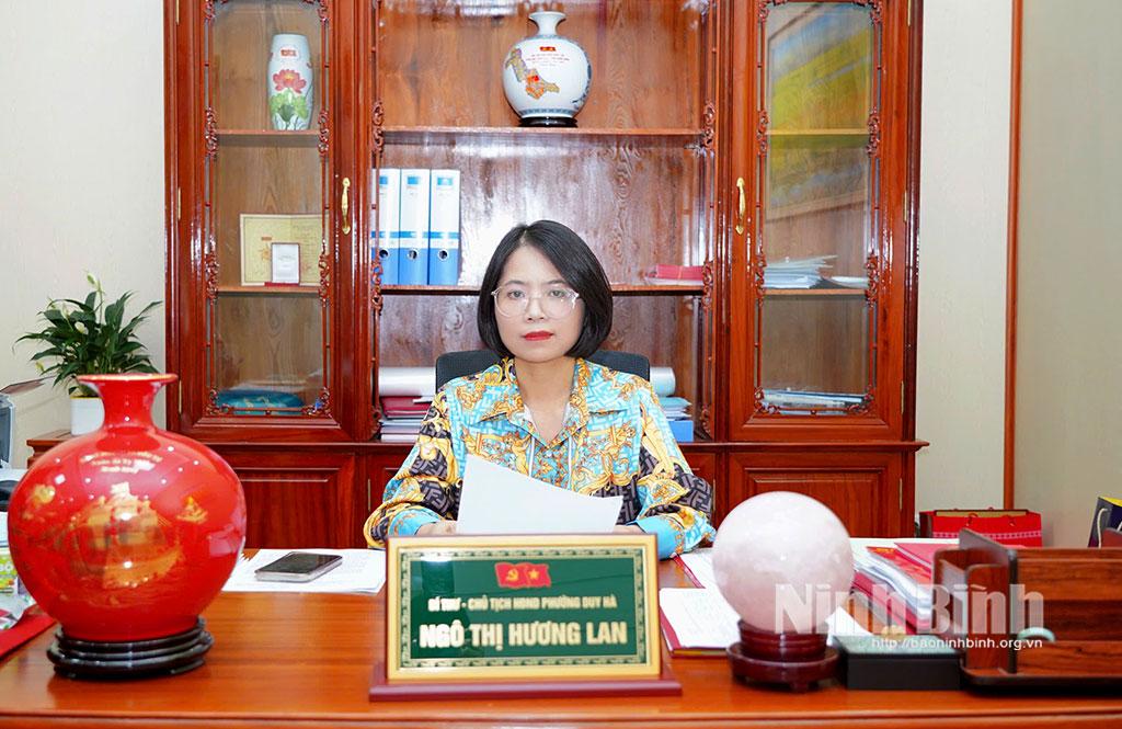 Đồng chí Ngô Thị Hương Lan, Bí thư Đảng ủy, Chủ tịch HĐND phường Duy Hà.