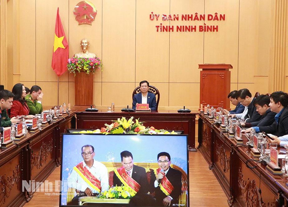 Các đại biểu dự Lễ hưởng ứng tại điểm cầu tỉnh Ninh Bình.