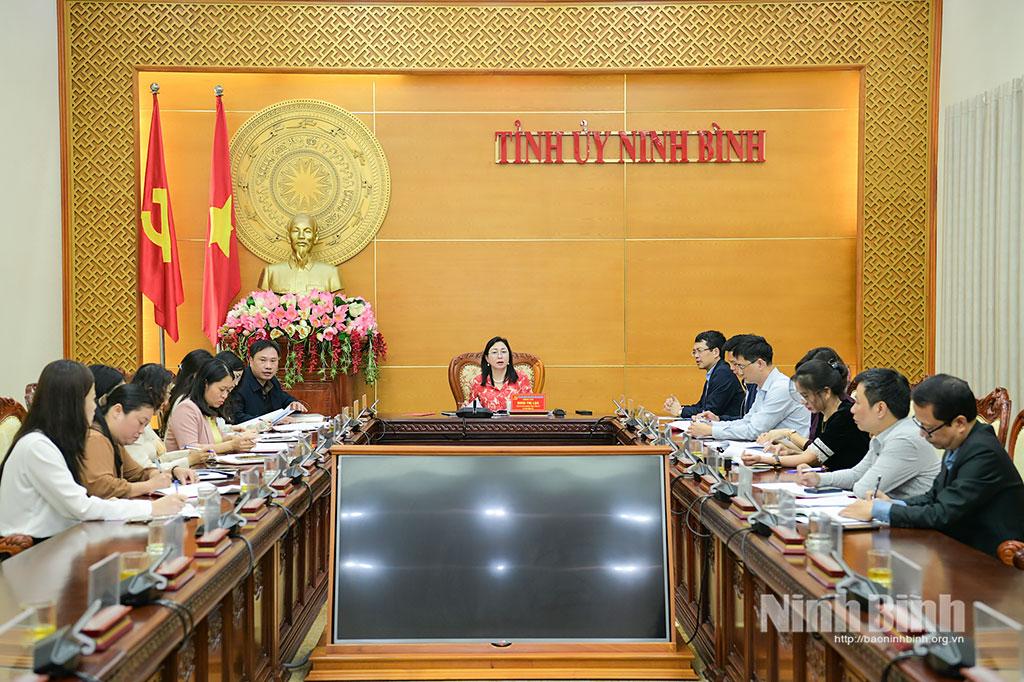 Quang cảnh hội nghị.