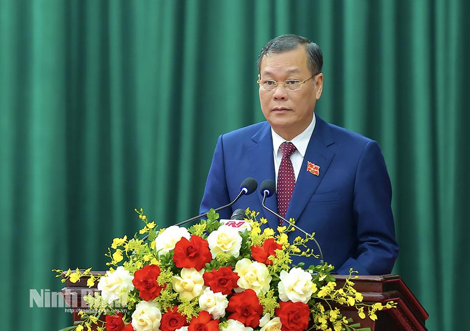 Đồng chí Lê Quốc Chỉnh, Phó Bí thư Tỉnh ủy, Chủ tịch HĐND tỉnh phát biểu khai mạc Kỳ họp.