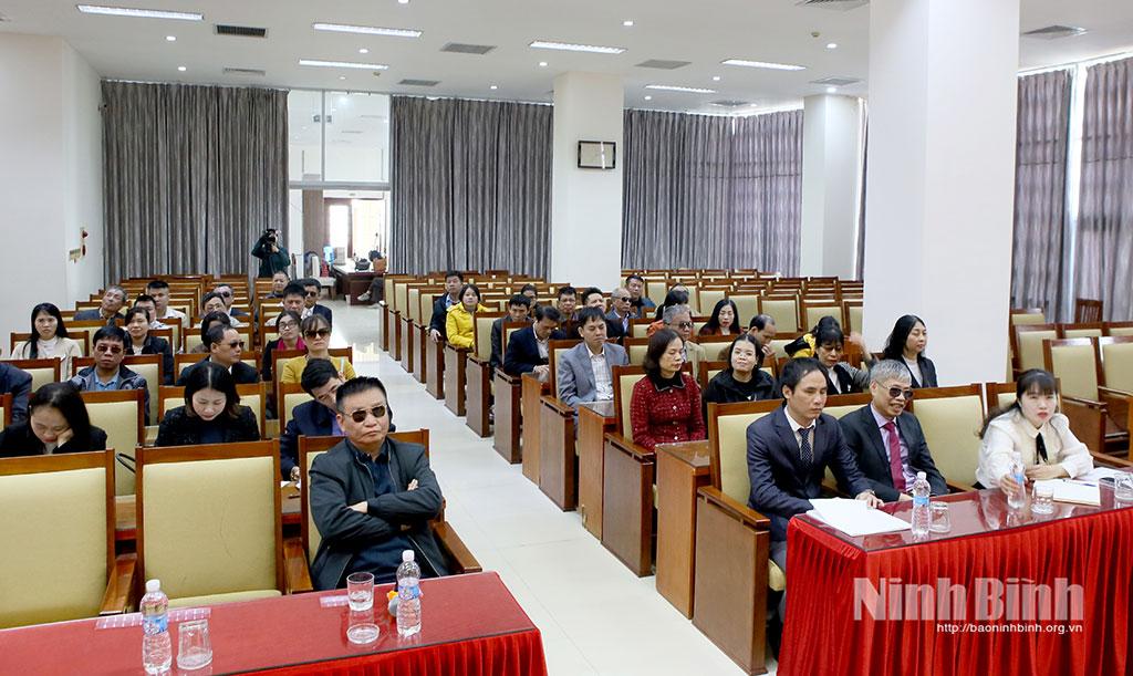 Các đại biểu dự hội nghị.