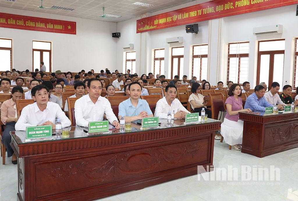 Các đại biểu dự hội nghị.