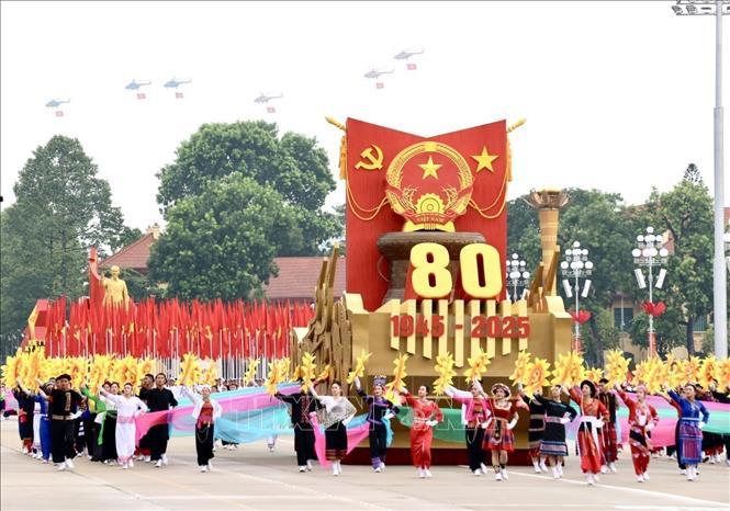 Khối nghi trượng. Ảnh: Hoàng Hà/TTXVN