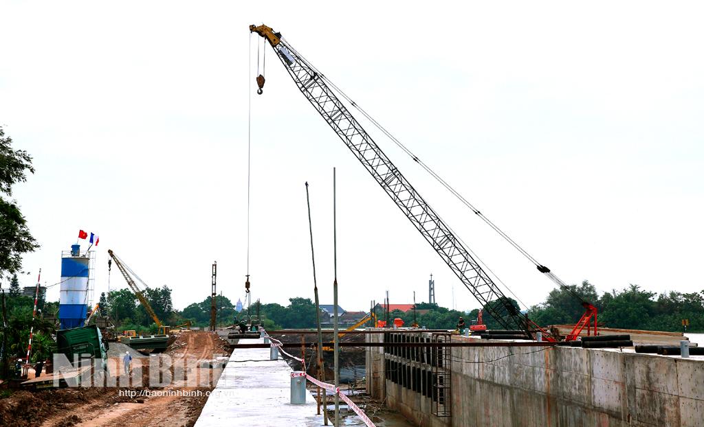 Dự án xây dựng Âu Kim Đài phục vụ ngăn mặn, giữ ngọt và ứng phó với tác động nước biển dâng tại Kim Sơn, Ninh Bình. (ảnh minh hoạ)