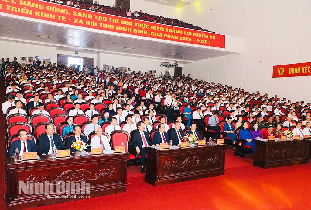 Các đại biểu dự Đại hội.