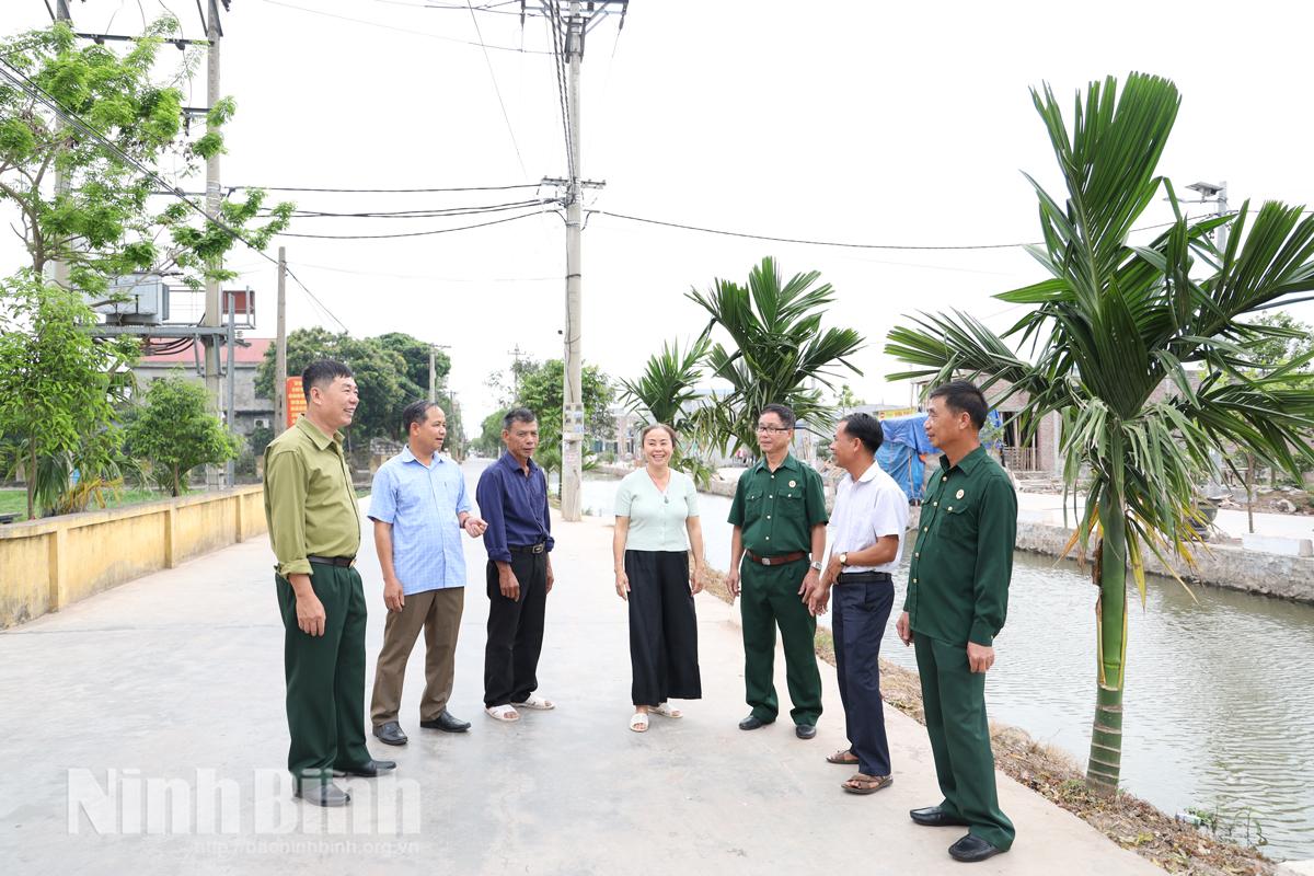 Hội CCB xã Cát Thành tuyên truyền, vận động nhân dân tham gia xây dựng nông thôn mới.