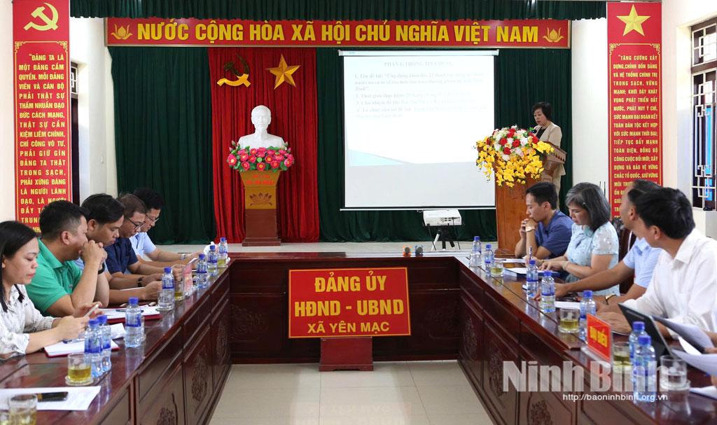 Các đại biểu dự hội nghị.