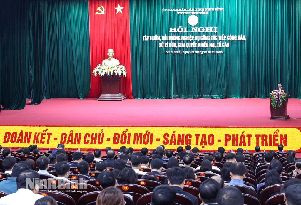 Quang cảnh hội nghị.