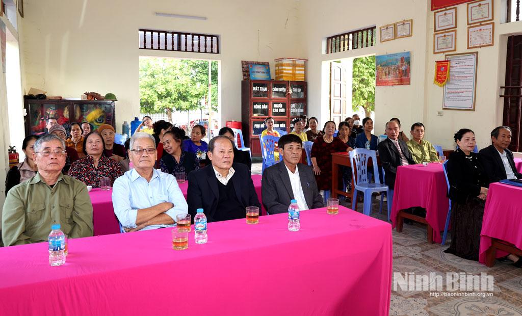 Các đại biểu dự hội nghị.