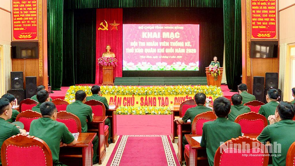 Quang cảnh hội thi.