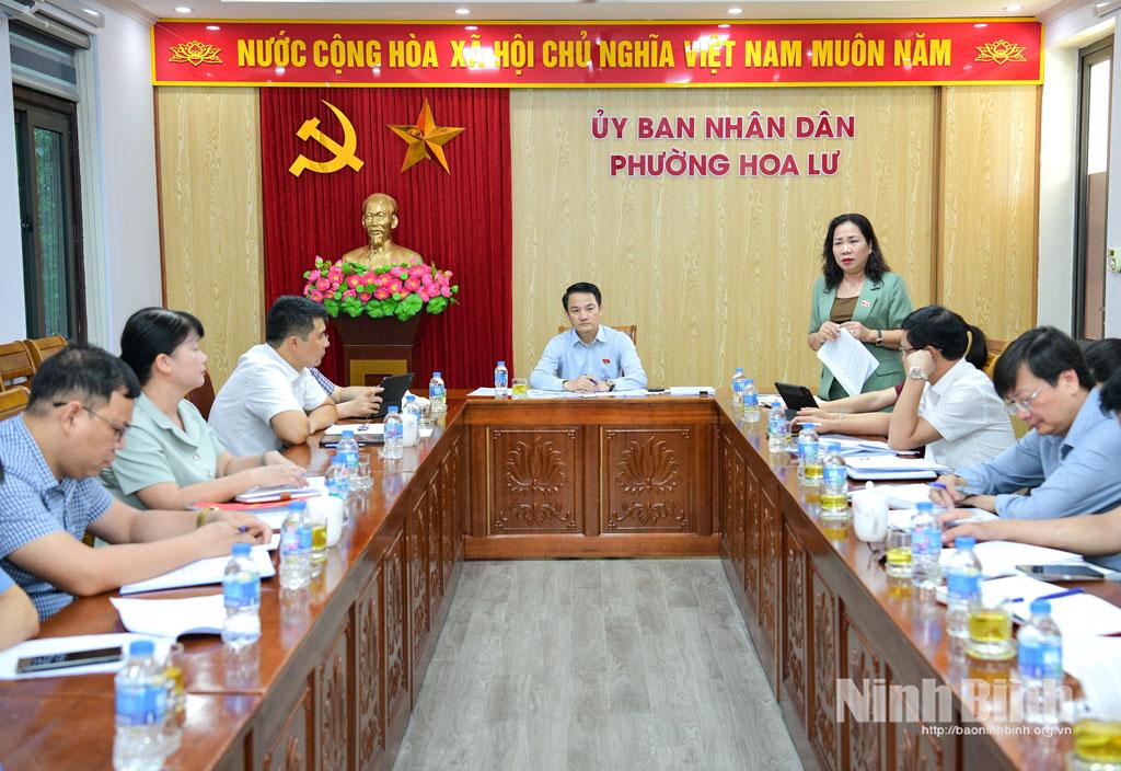 Quang cảnh buổi làm việc.