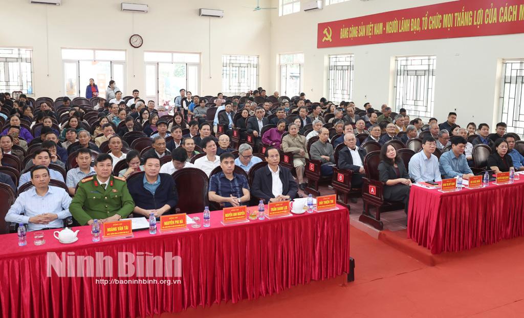 Các đại biểu dự hội nghị.