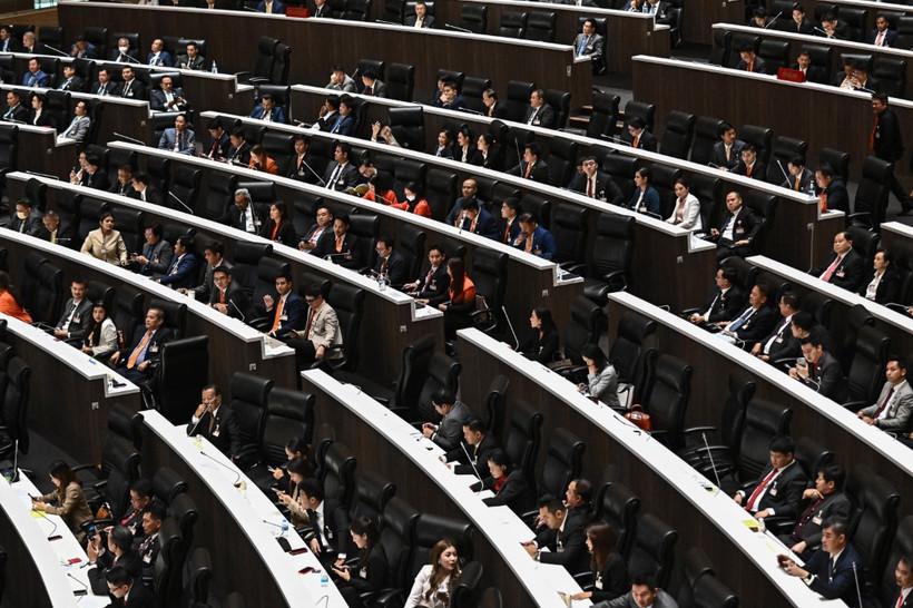 Các nghị sỹ Thái Lan tại phiên họp Quốc hội ở Bangkok hồi năm ngoái. (Ảnh: AFP/TTXVN)