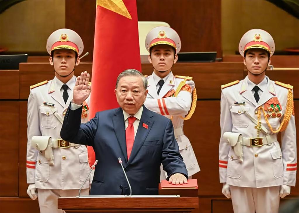 Tổng Bí thư, Chủ tịch nước Cộng hoà xã hội chủ nghĩa Việt Nam Tô Lâm tuyên thệ nhậm chức. (Ảnh: Lâm Khánh - TTXVN)