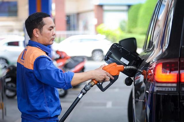 Giá xăng dầu đồng loạt giảm trong kỳ điều hành ngày 14/5.