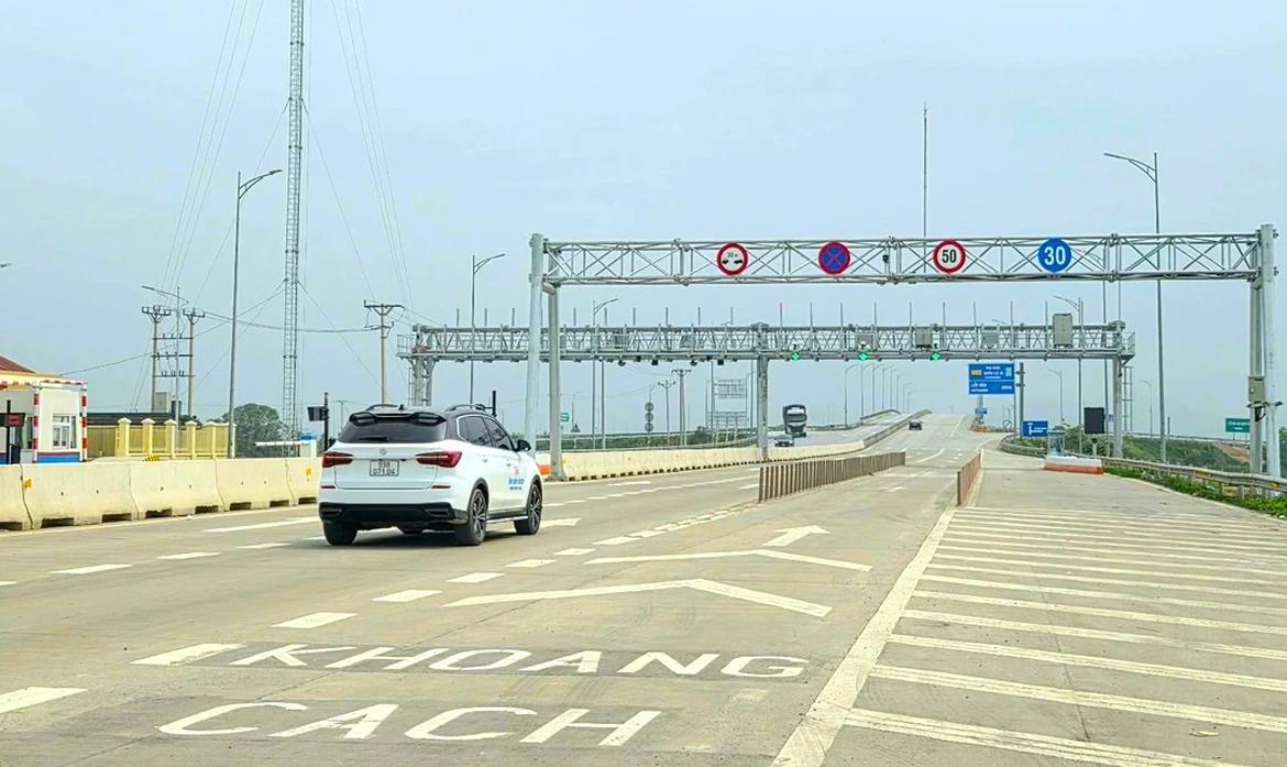 Chuẩn bị thu phí thêm một số đoạn cao tốc Bắc-Nam phía Đông từ ngày 15/7.
