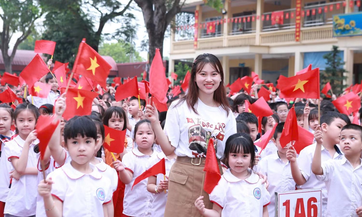 Theo định hướng của Chính phủ, mỗi đơn vị hành chính cấp xã có ít nhất 1 trường mầm non, 1 trường tiểu học và 1 trường THCS.