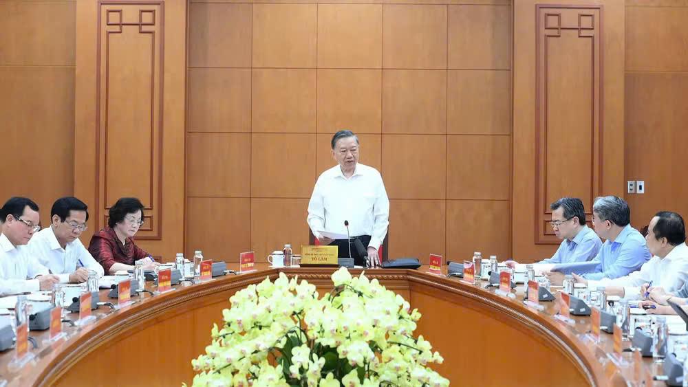 Tổng Bí thư, Chủ tịch nước Tô Lâm chủ trì làm việc với ngành nội vụ về chất lượng nguồn lao động Việt Nam. (Ảnh: ĐĂNG KHOA)