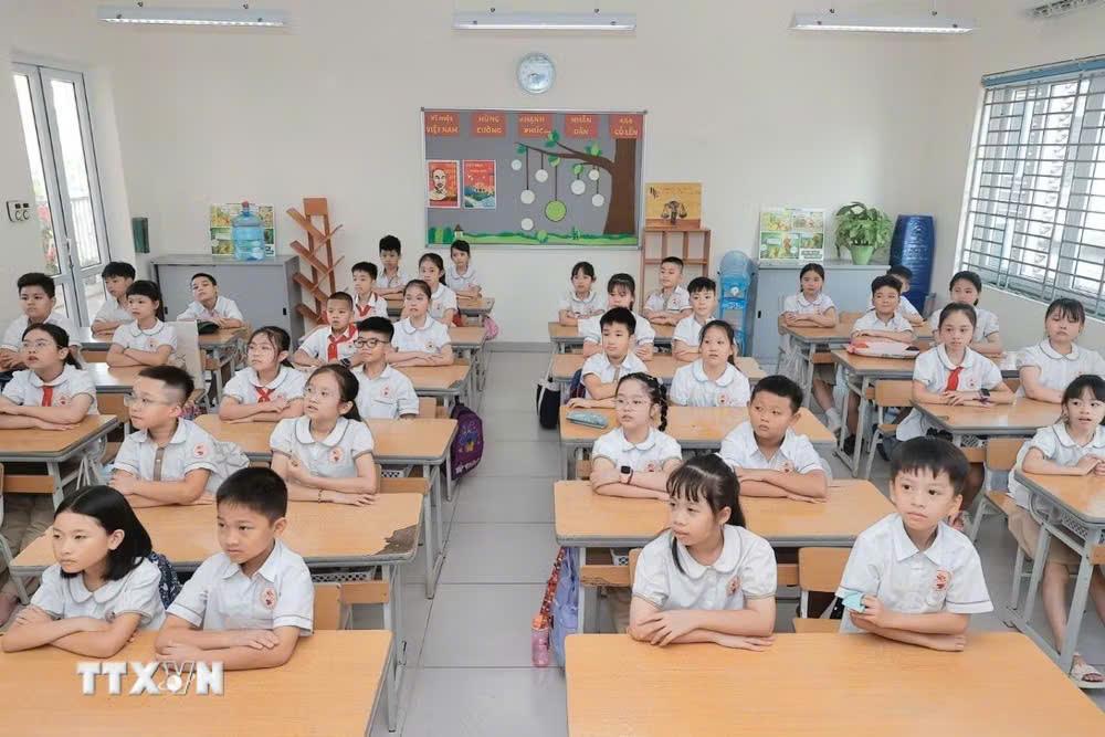 Lấy người học làm trung tâm, bảo đảm quyền học tập và cơ hội tiếp cận giáo dục. (Ảnh minh họa: Minh Quyết/TTXVN)