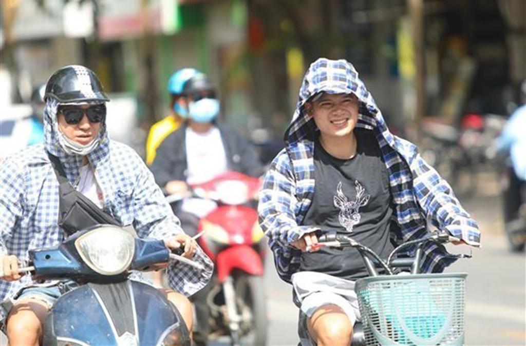 Từ 2-4/10, chỉ số tia cực tím có nguy cơ gây hại rất cao ở một số nơi