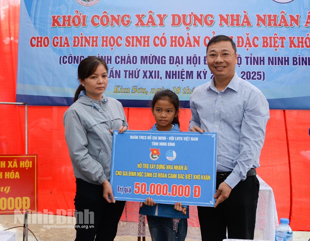 Khởi công xây dựng "Nhà nhân ái" cho gia đình học sinh có hoàn cảnh khó khăn