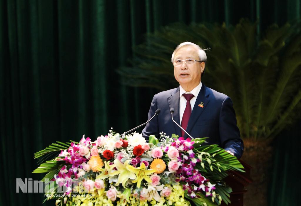 "Xây dựng tỉnh Ninh Bình ngày càng giàu đẹp, văn minh, sớm trở thành tỉnh phát triển khá trong vùng Đồng bằng sông Hồng, xứng đáng với niềm tin yêu và kỳ vọng của Đảng, Nhà nước và Nhân dân"(*)