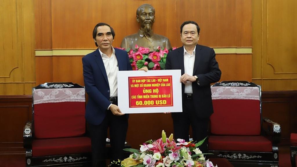 Donations made to support flood victims in central region