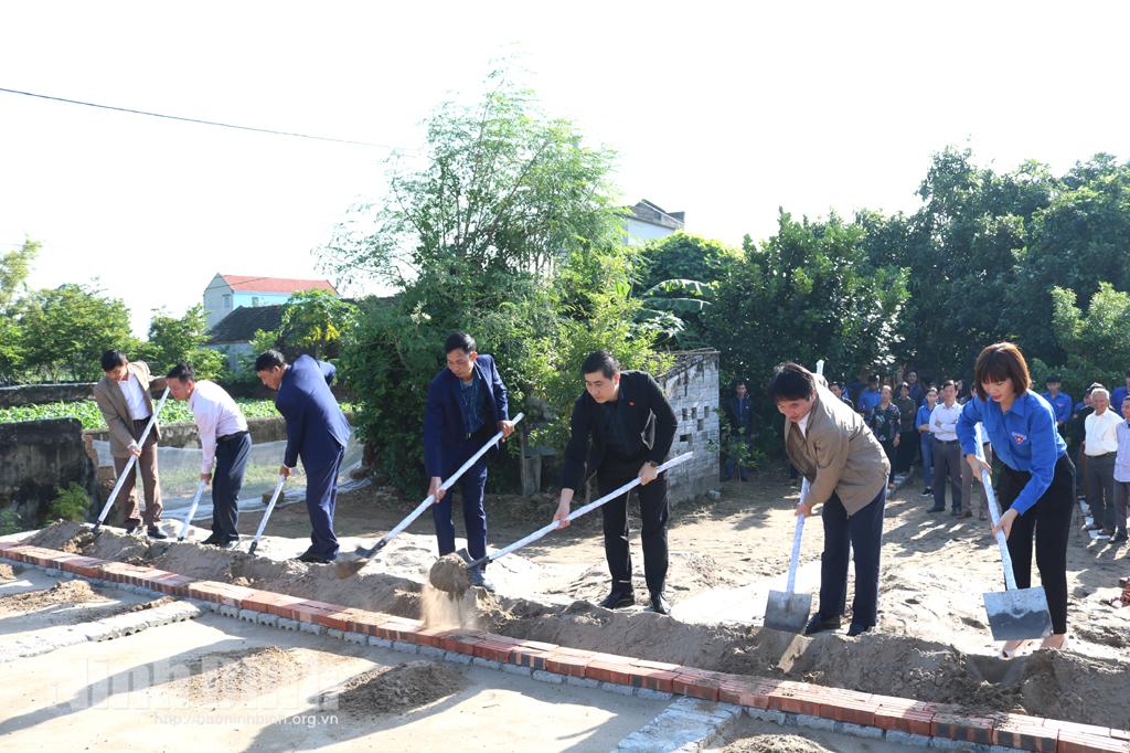 Khởi công xây dựng "Nhà nhân ái" cho học sinh có hoàn cảnh khó khăn