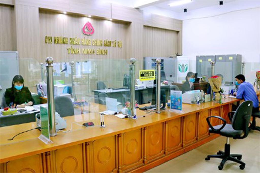 Hướng dẫn cho vay đối với người sử dụng lao động để trả lương ngừng việc cho người lao động do ảnh hưởng của đại dịch COVID-19