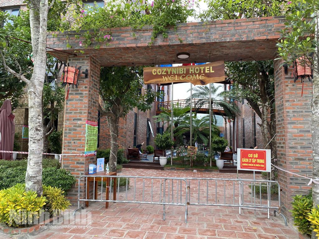 Ninh Bình đang cách ly gần 50 chuyên gia nước ngoài tại khách sạn