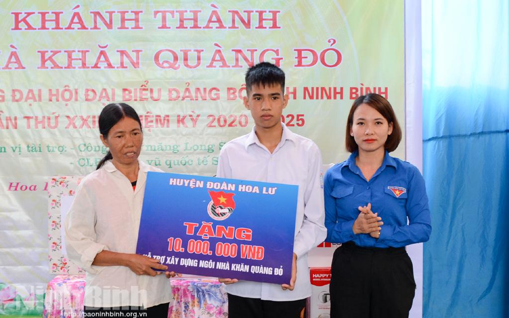 Khánh thành nhà "Khăn quàng đỏ" cho học sinh có hoàn cảnh khó khăn