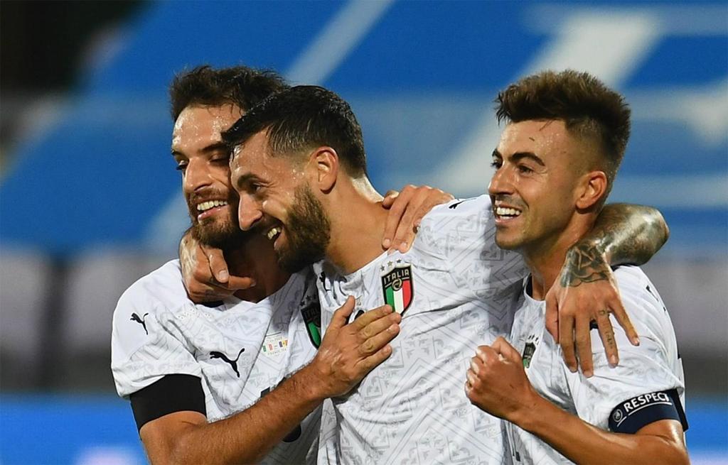 Italy và Pháp đua nhau thắng hủy diệt, Đức tiếp tục gây thất vọng