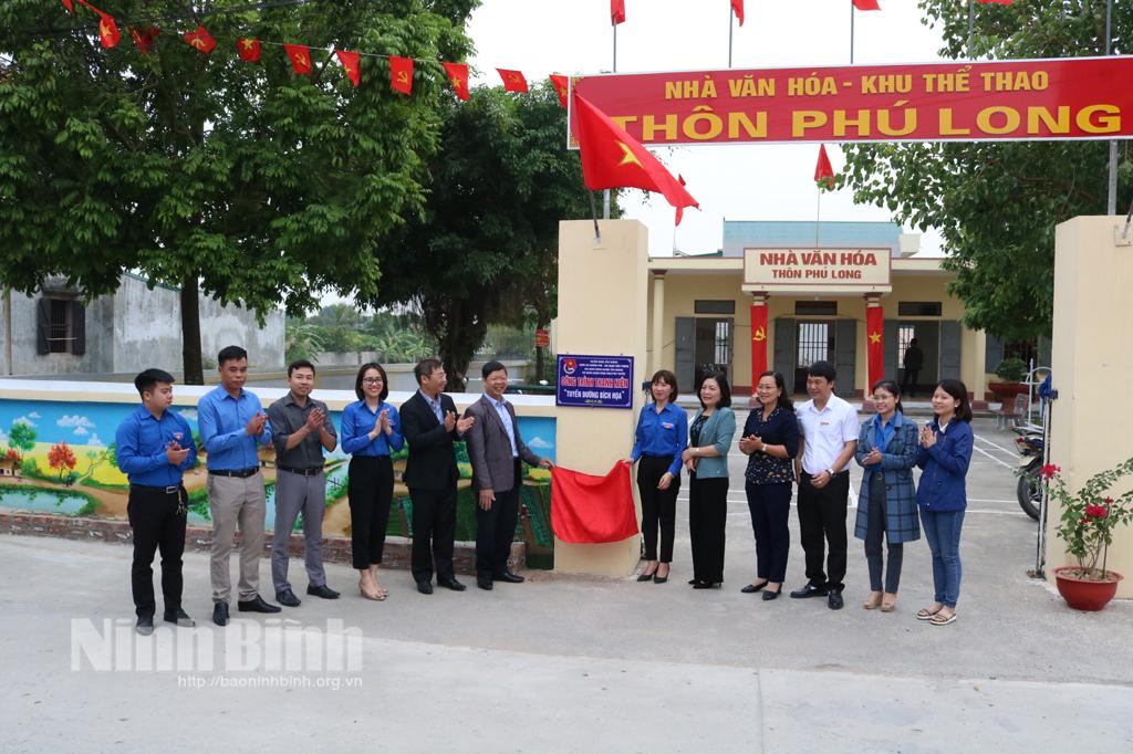 Huyện đoàn Yên Khánh ra mắt tuyến đường bích họa