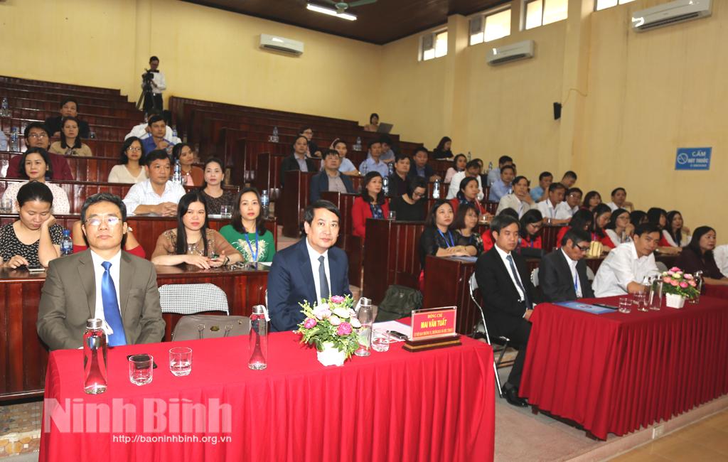Khai giảng lớp bồi dưỡng tiếng Anh cho cán bộ, công chức, viên chức tỉnh Ninh Bình khóa III