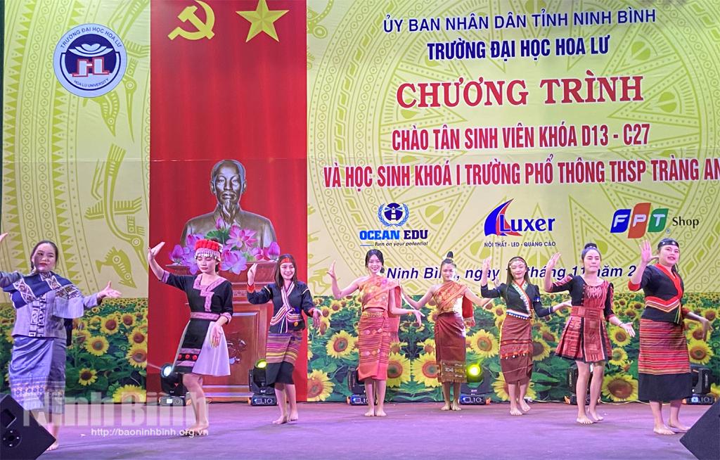 Trường Đại học Hoa Lư tổ chức chương trình Chào tân học sinh, sinh viên