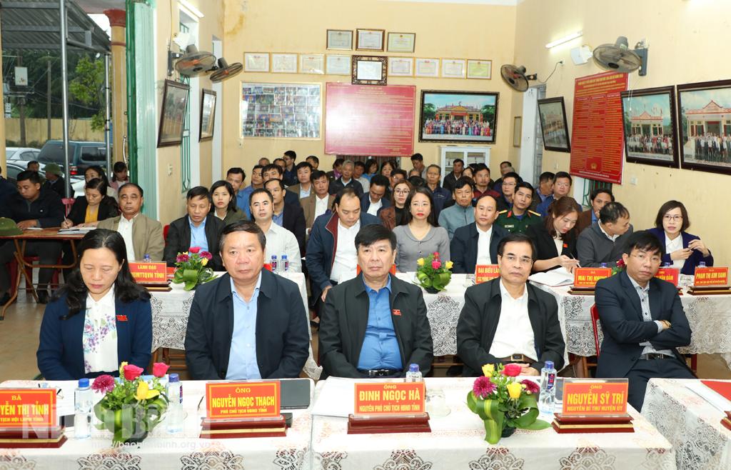 Đại biểu HĐND tỉnh tiếp xúc cử tri xã Ninh Vân, Hoa Lư