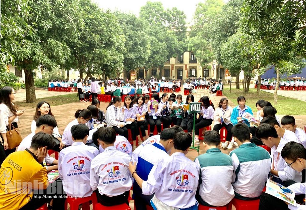 Ngày hội đọc sách tại Trường THPT Yên Khánh A