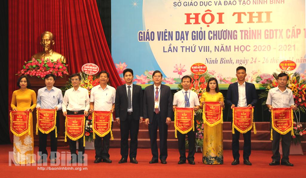 Khai mạc Hội thi giáo viên dạy giỏi chương trình GDTX cấp THPT lần thứ VIII