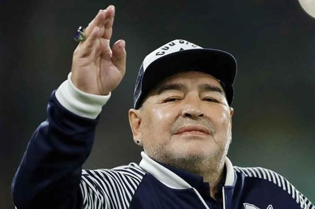 Truyền thông Argentina: Huyền thoại Diego Maradona qua đời