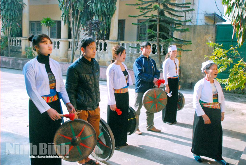 Người hồi sinh nghệ thuật hát Đúm của đồng bào Mường