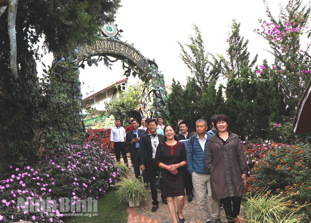 Khảo sát các sản phẩm du lịch tại Lâm Đồng